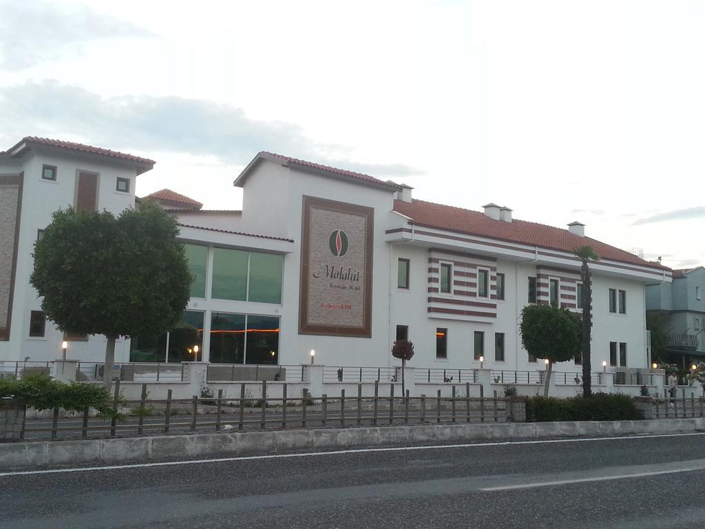 Malahit Exclusive City Hotel Фетие Екстериор снимка