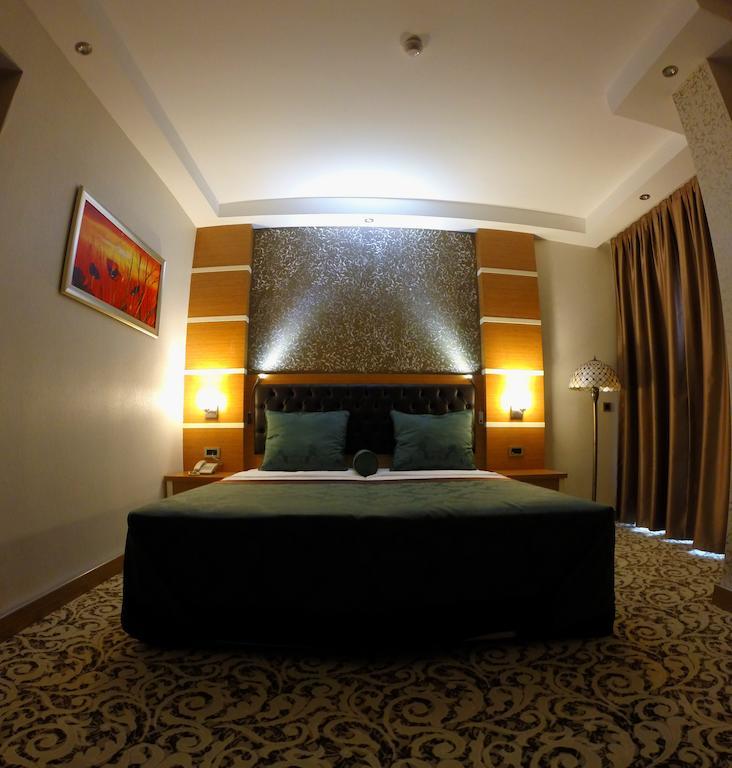 Malahit Exclusive City Hotel Фетие Стая снимка