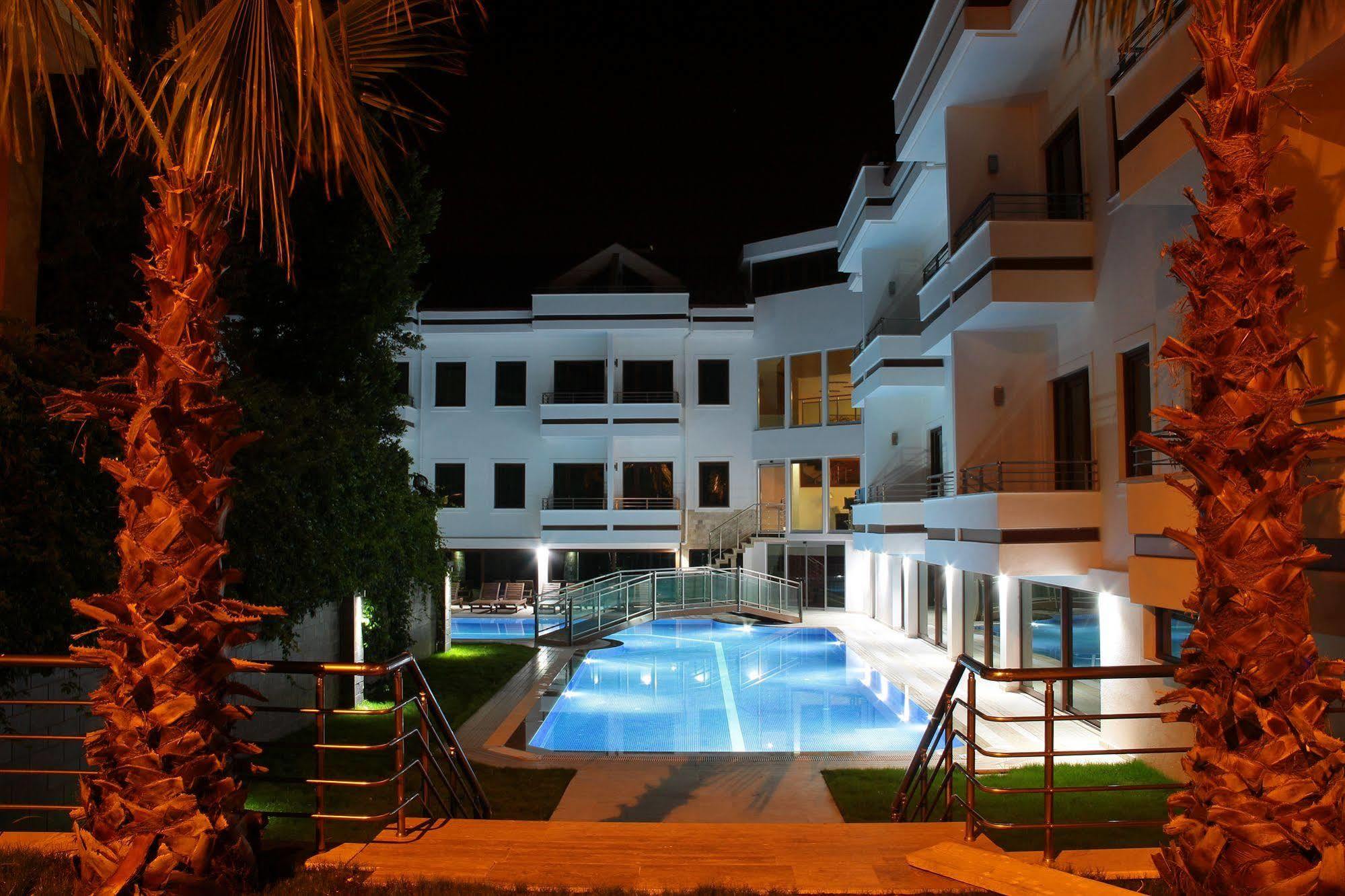 Malahit Exclusive City Hotel Фетие Екстериор снимка