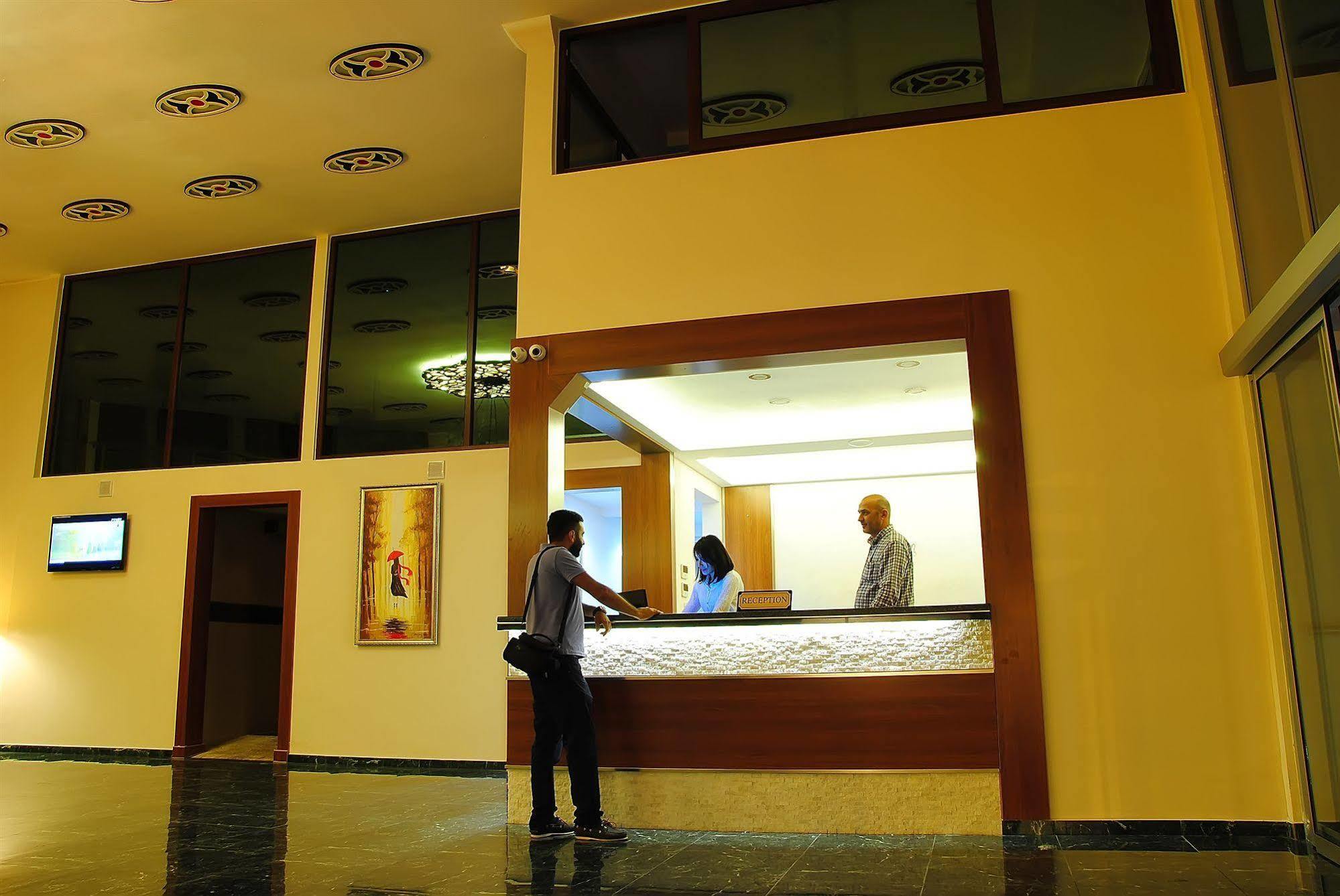 Malahit Exclusive City Hotel Фетие Екстериор снимка
