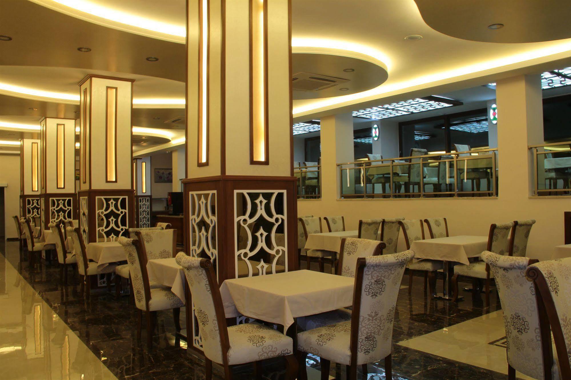 Malahit Exclusive City Hotel Фетие Екстериор снимка